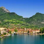 Residenza Il Cavaliere Del Lago - Happy Rentals